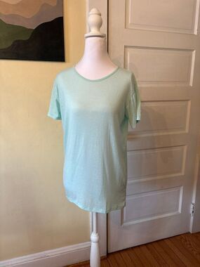 Girls LuLaRoe Gracie top T-shirt light blue pastel spring summer playwear EUC